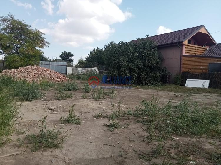 Teren de 486 mp, în Central