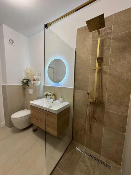 Apartament cu 2 camere semidecomandat în Florești