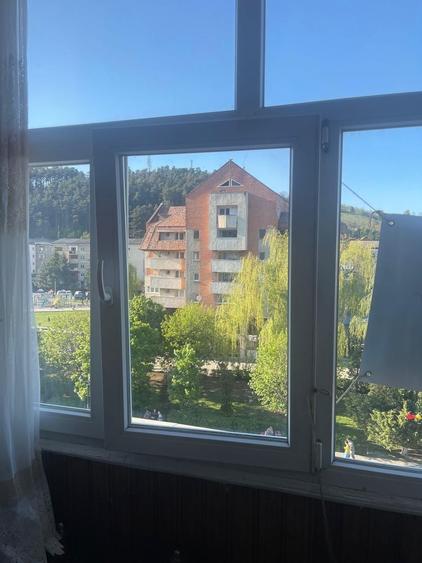 Apartament cu 2 camere în Coman