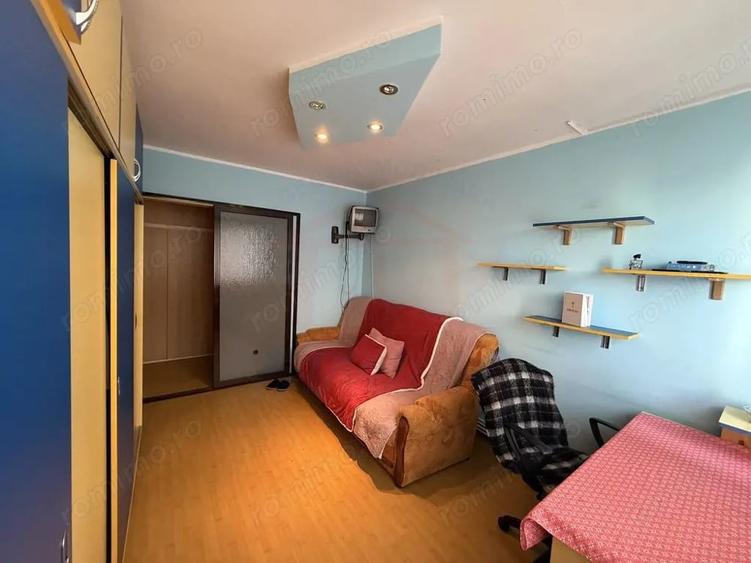 Apartament cu 2 camere decomandat în Micro 20