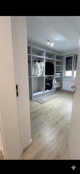 Casă cu 4 camere cu Teren 9 Mp în Exterior Vest