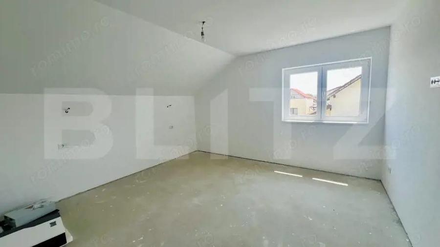 Casă cu 4 camere cu Teren 361 Mp în Central