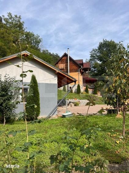 Casă cu 4 camere cu Teren 1809 Mp în Ocoliș