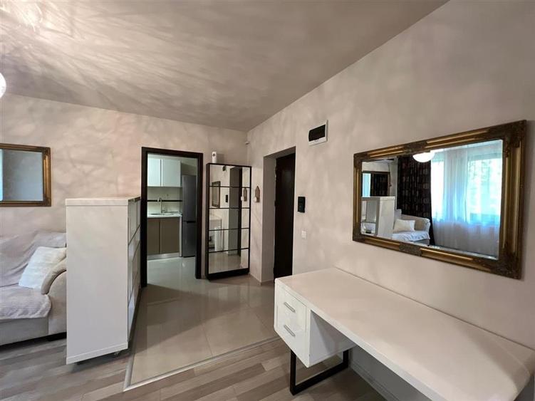 Apartament cu 2 camere semidecomandat, mobilat în Cug