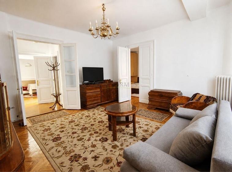 Apartament cu 3 camere decomandat în Dosu Bricii