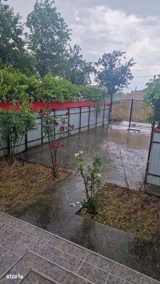 Apartament cu 2 camere în Brăești