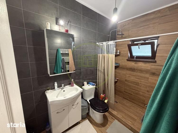 Casă cu 4 camere cu Teren 400 Mp în Brestei