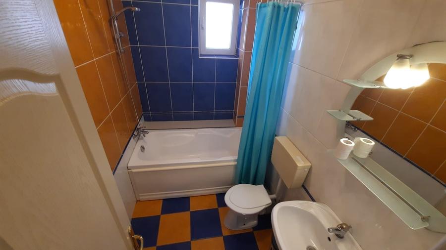 Apartament cu 2 camere decomandat în Dosu Bricii
