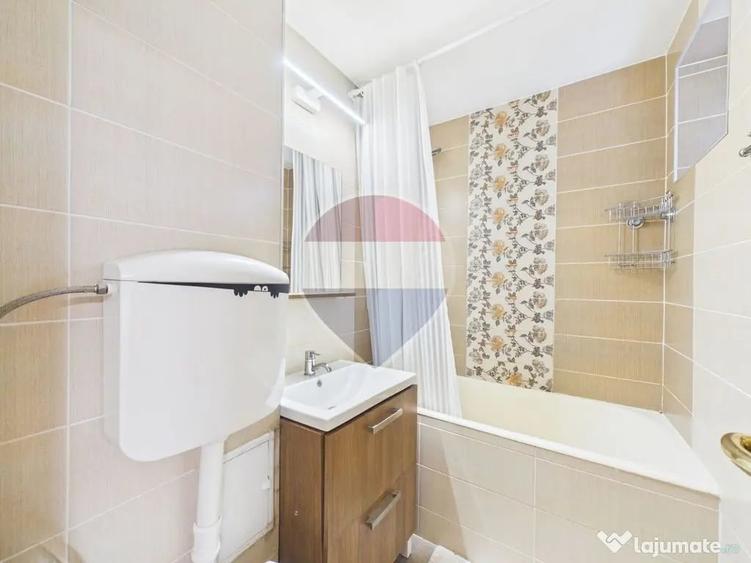 Apartament cu 3 camere semidecomandat în Drumul Taberei