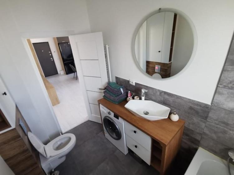 Apartament cu 3 camere în Florești