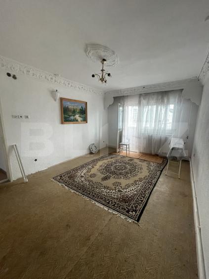 Apartament cu 3 camere decomandat în Burdujeni