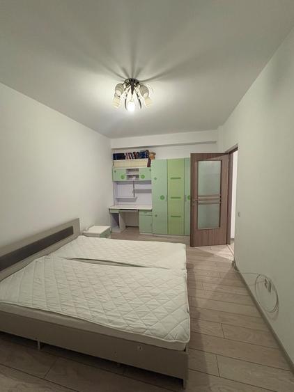 Apartament cu 2 camere decomandat în Florești