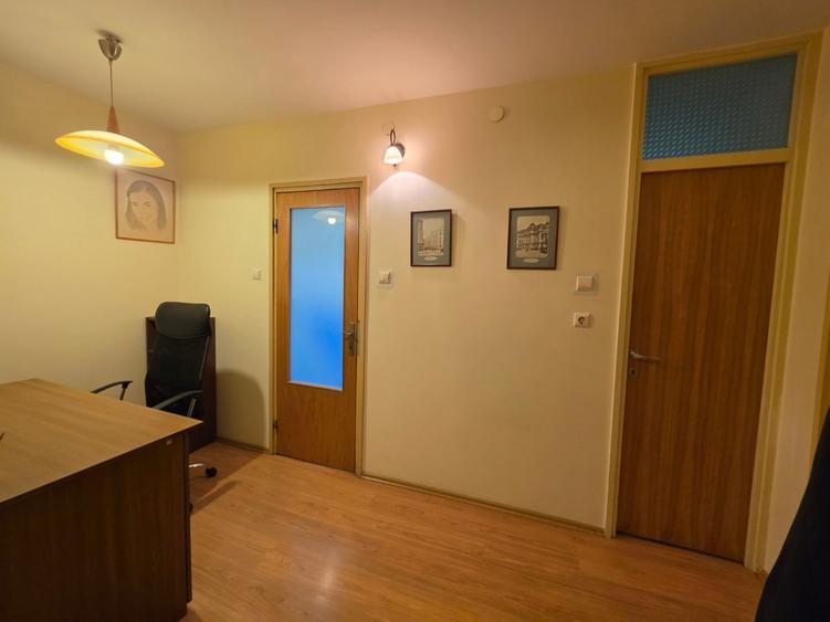 Apartament cu 3 camere decomandat în 1 Decembrie 1918