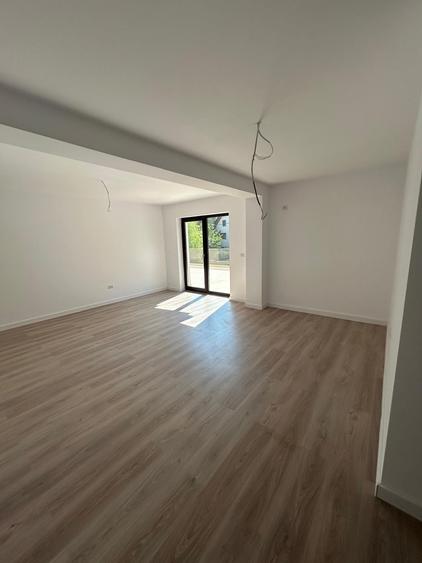 Apartament cu 3 camere decomandat în Găgeni