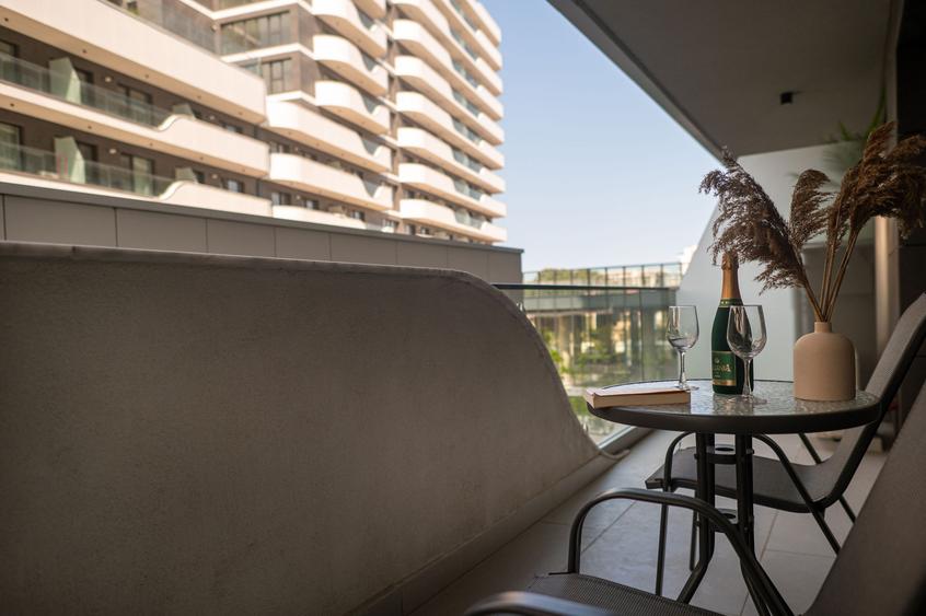Apartament cu 2 camere decomandat în Mamaia-Sat
