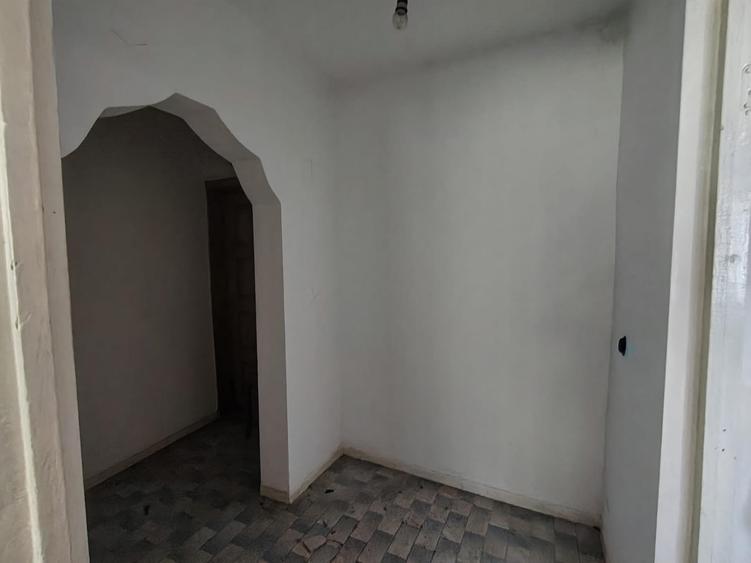 Apartament cu 2 camere semidecomandat în Odobești