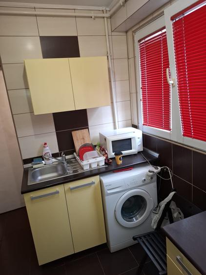 Apartament cu 2 camere semidecomandat în Ultracentral