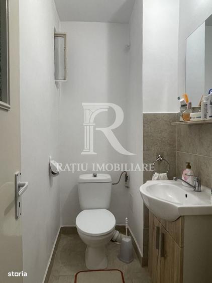 Apartament cu 3 camere decomandat în Dacia