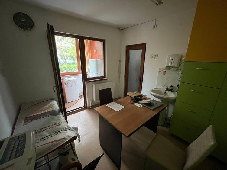 Spațiu comercial, de 40 mp, în Km 4-5