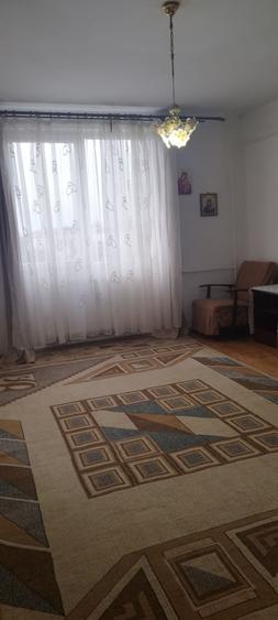 Ofer spre inchiriere garsoniera - 2