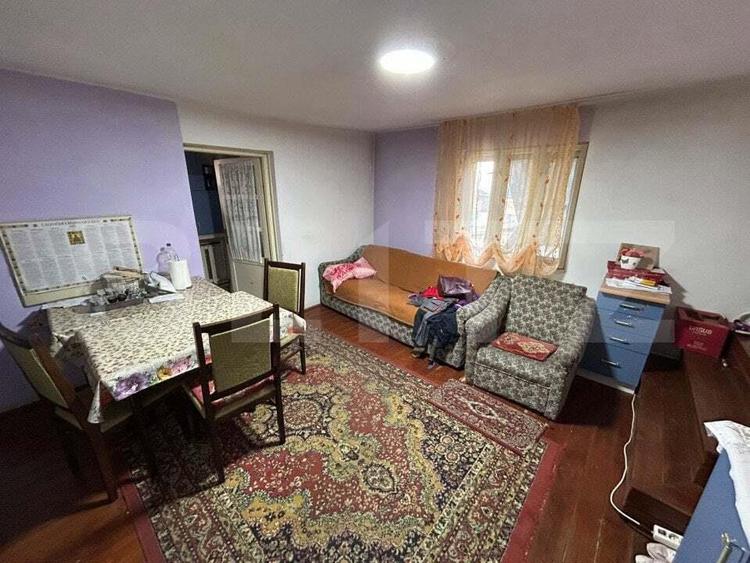Casă cu 4 camere cu Teren 300 Mp în Central