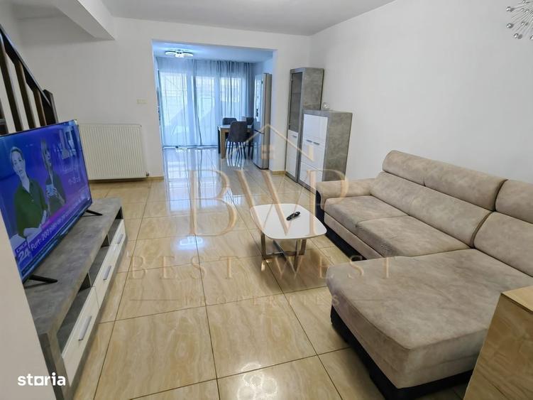Casă cu 4 camere în Dumbrăvița