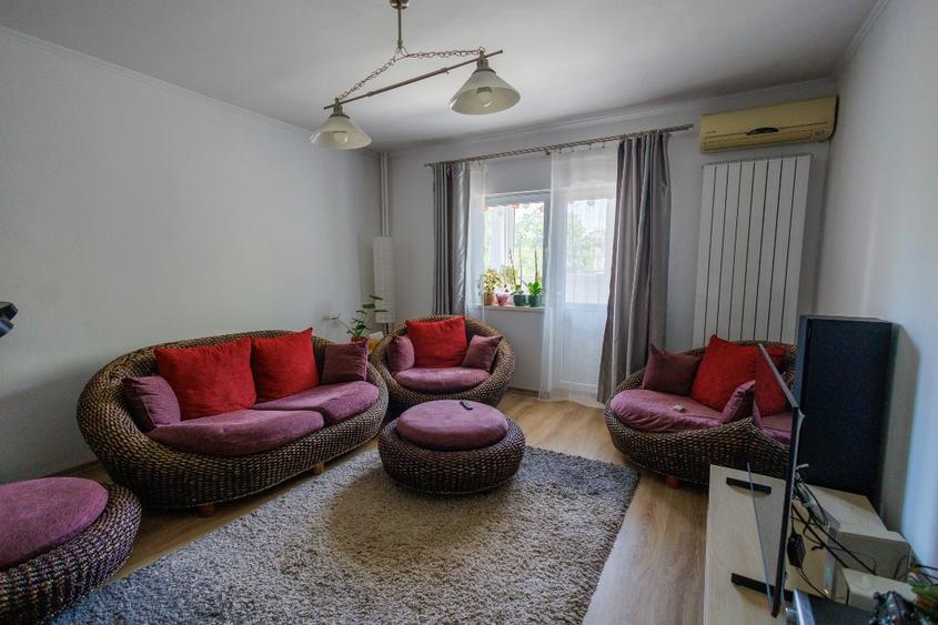 Apartament cu 2 camere decomandat, mobilat în Vitan Mall