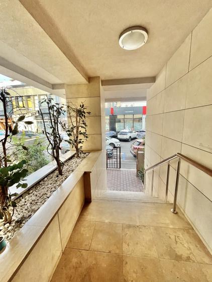 Apartament cu 2 camere semidecomandat în Floreasca