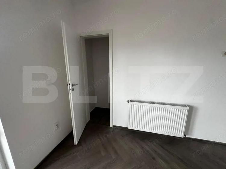 Casă cu 4 camere cu Teren 300 Mp în Central