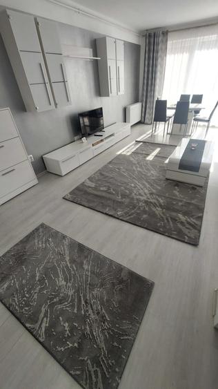 Inchiriez apartament 3 camere - 7