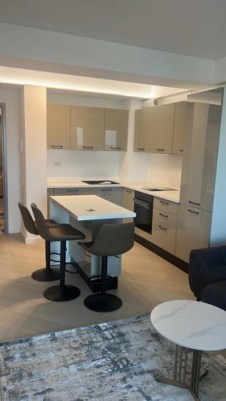 Apartament cu 2 camere semidecomandat, mobilat în Voluntari