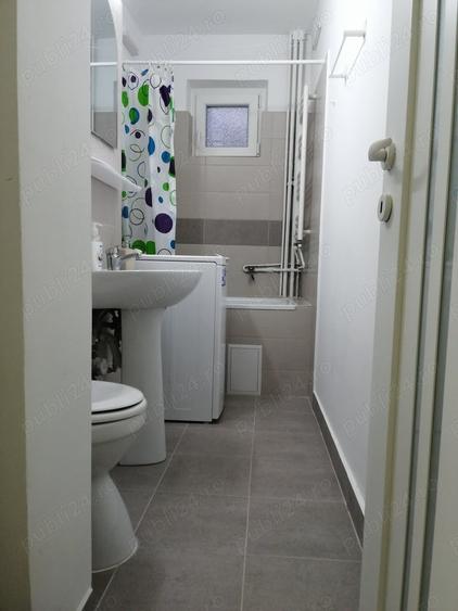 Apartament cu 2 camere semidecomandat, mobilat în Dacia