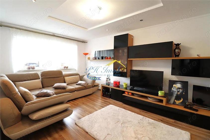 Apartament cu 4 camere decomandat în Turnătorie