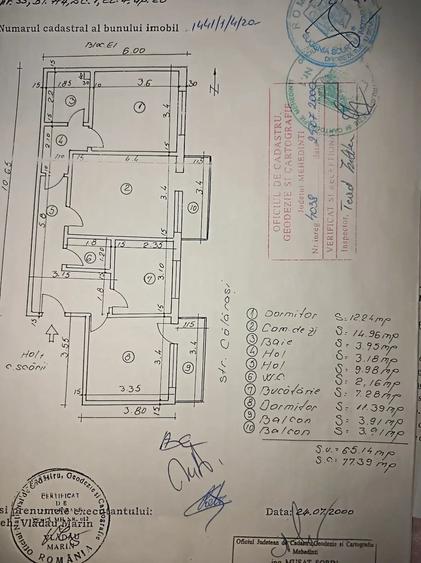 Apartament cu 3 camere decomandat în Exterior Vest