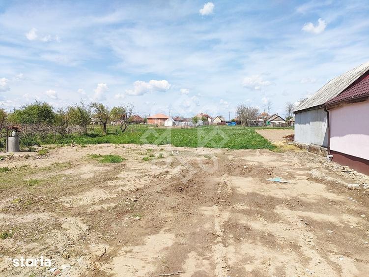 Teren de 1410 mp, în Girișu de Criș