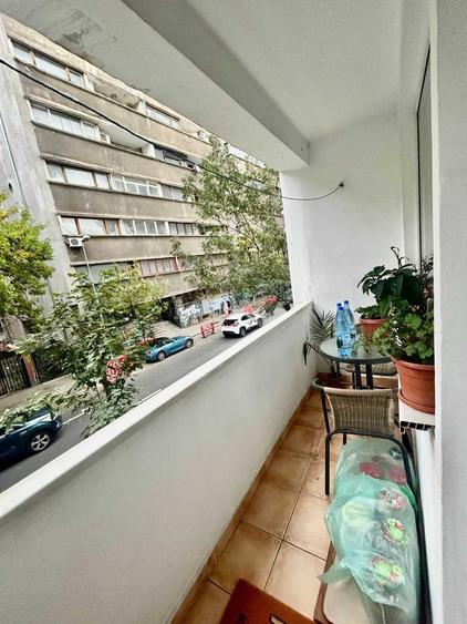 Apartament cu 2 camere decomandat în Sala Palatului