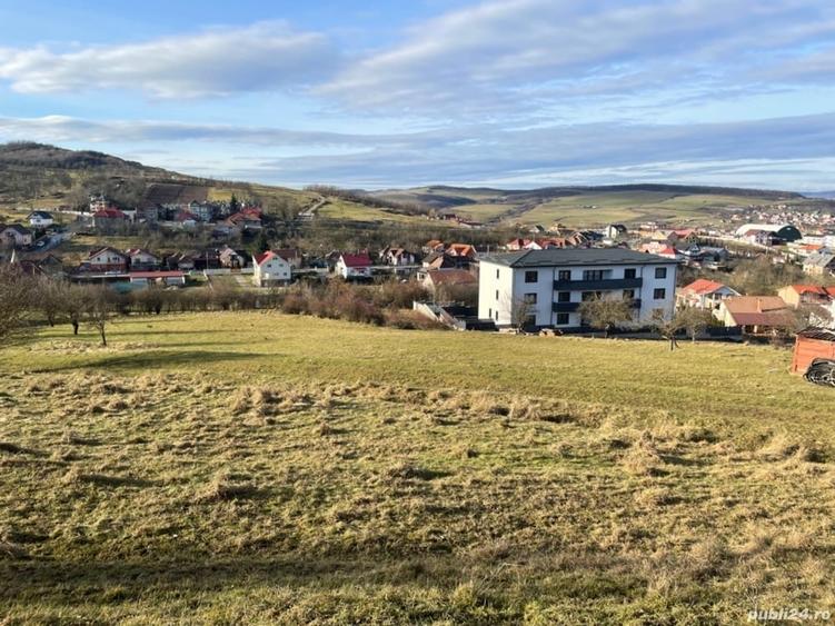 Teren de 16663 mp, în Central