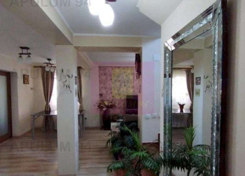 Casă cu 5 camere cu Teren 229 Mp în Mușcel