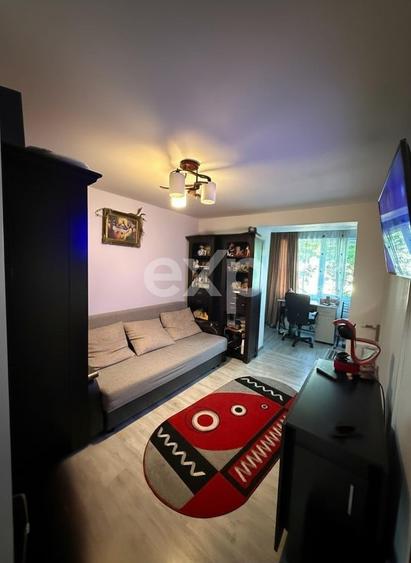 Apartament cu 2 camere decomandat în Războieni