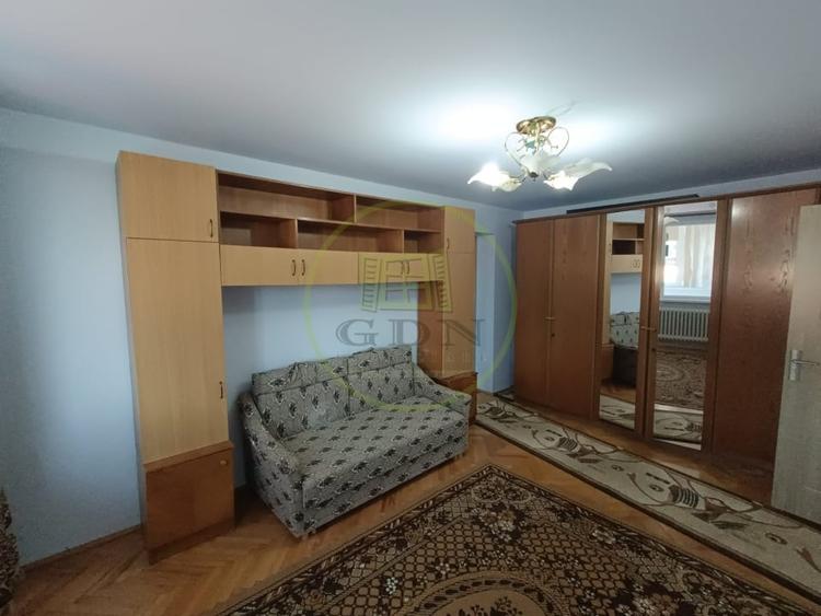 Apartament cu 2 camere decomandat, mobilat în Reghin