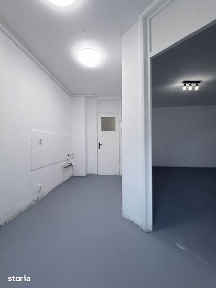 Apartament cu 4 camere în Băneasa
