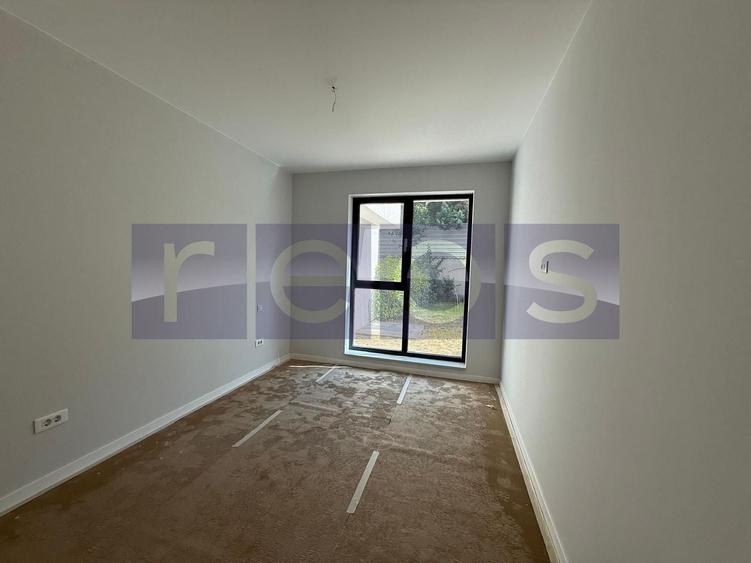 Apartament cu 3 camere în Străulești