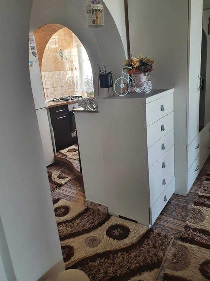 Apartament cu 3 camere decomandat în Sfântu Ilie