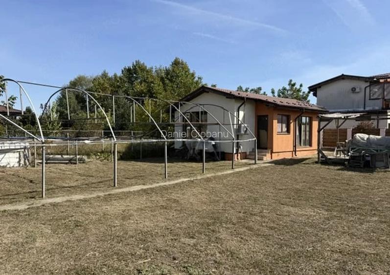 Teren 500mp, spatiu depozitare 2 cam 65mp, beci 21mp