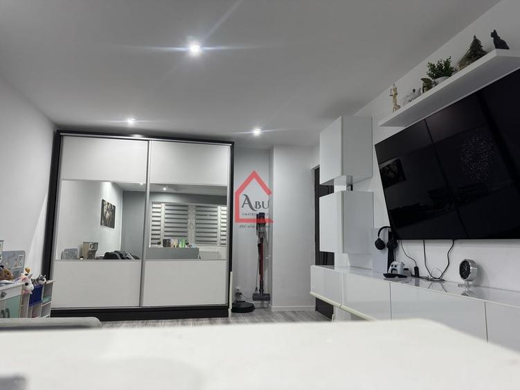 Apartament cu 2 camere decomandat, mobilat în Cug