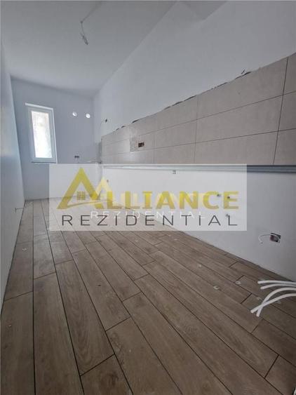 Apartament cu 2 camere decomandat în Central — fotografia 1