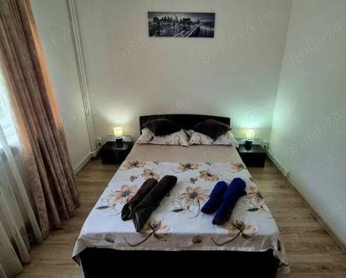 Apartament cu 2 camere semidecomandat în Exterior Vest