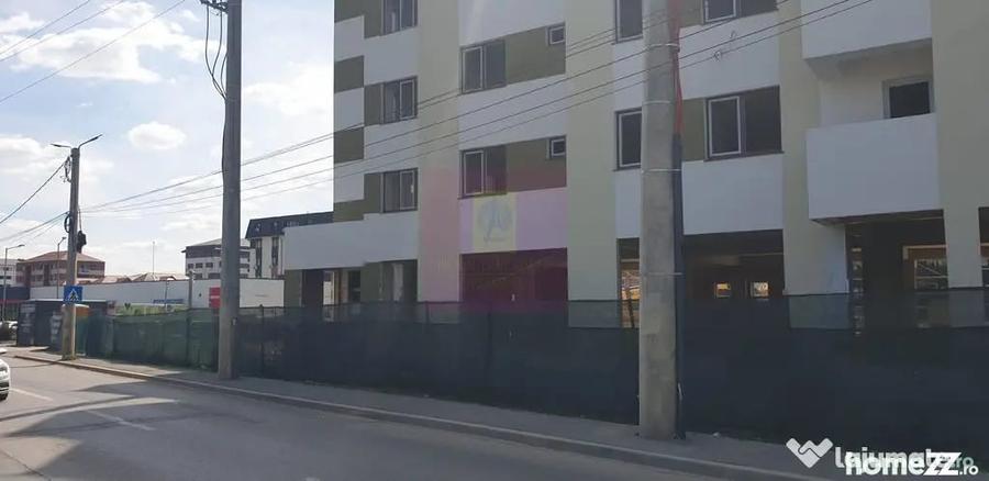 Spațiu comercial, de 330 mp, în Chiajna