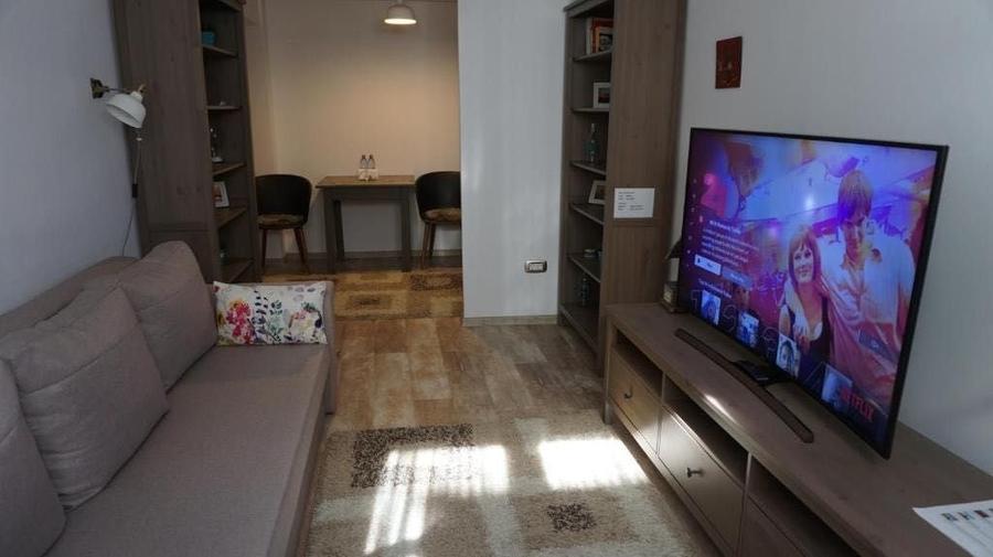 Apartament cu 2 camere semidecomandat în Ultracentral