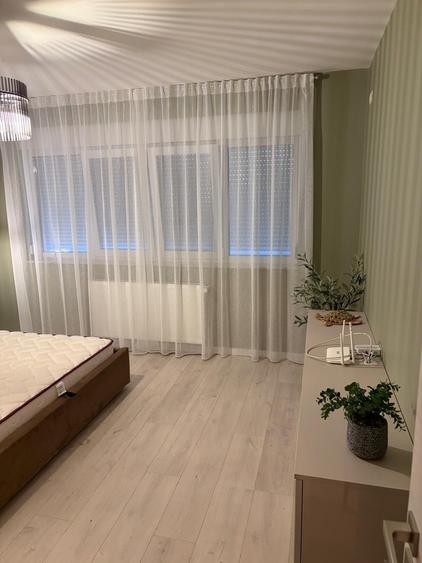 Apartament cu 3 camere decomandat în Bălcescu